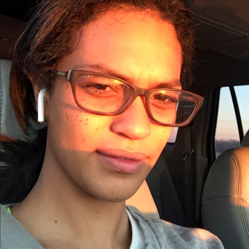 Meet your Posher, Tessa